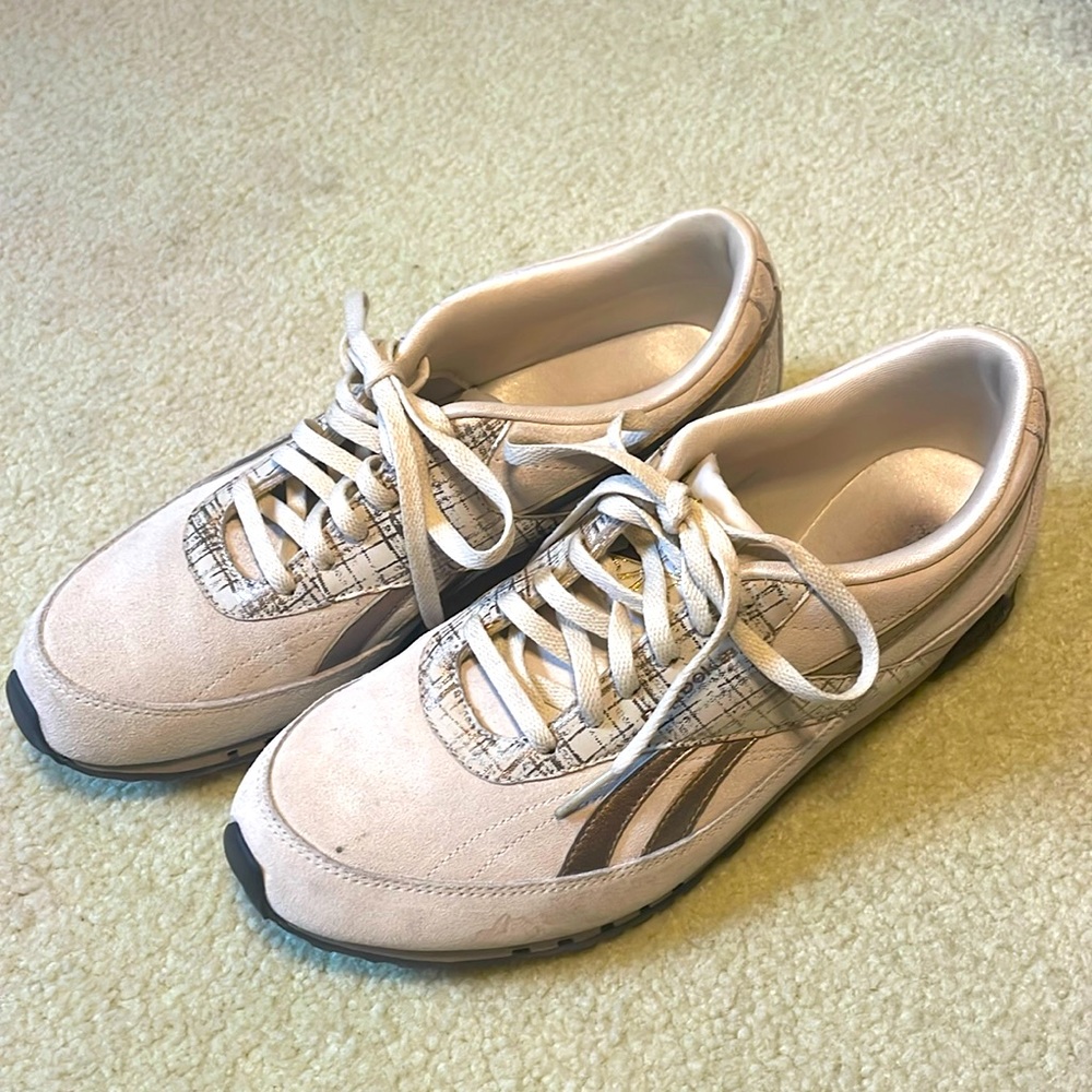 Reebok classic leather sneakers